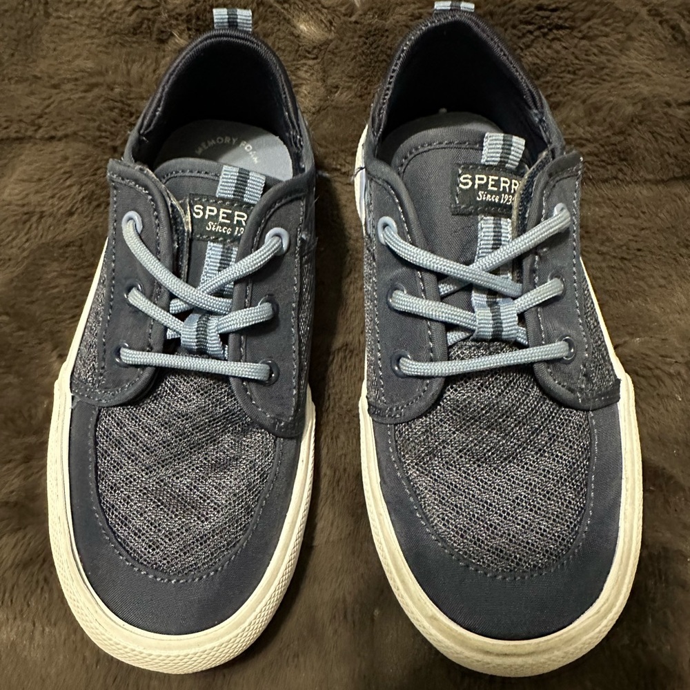 Kids sperry
